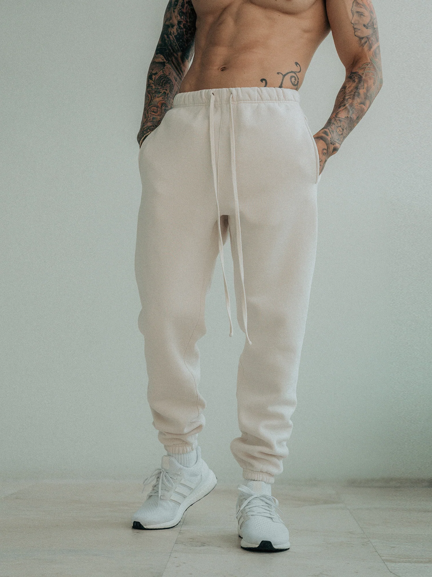 Heria Everyday Relaxed Fit Joggers - Cream - Image 3