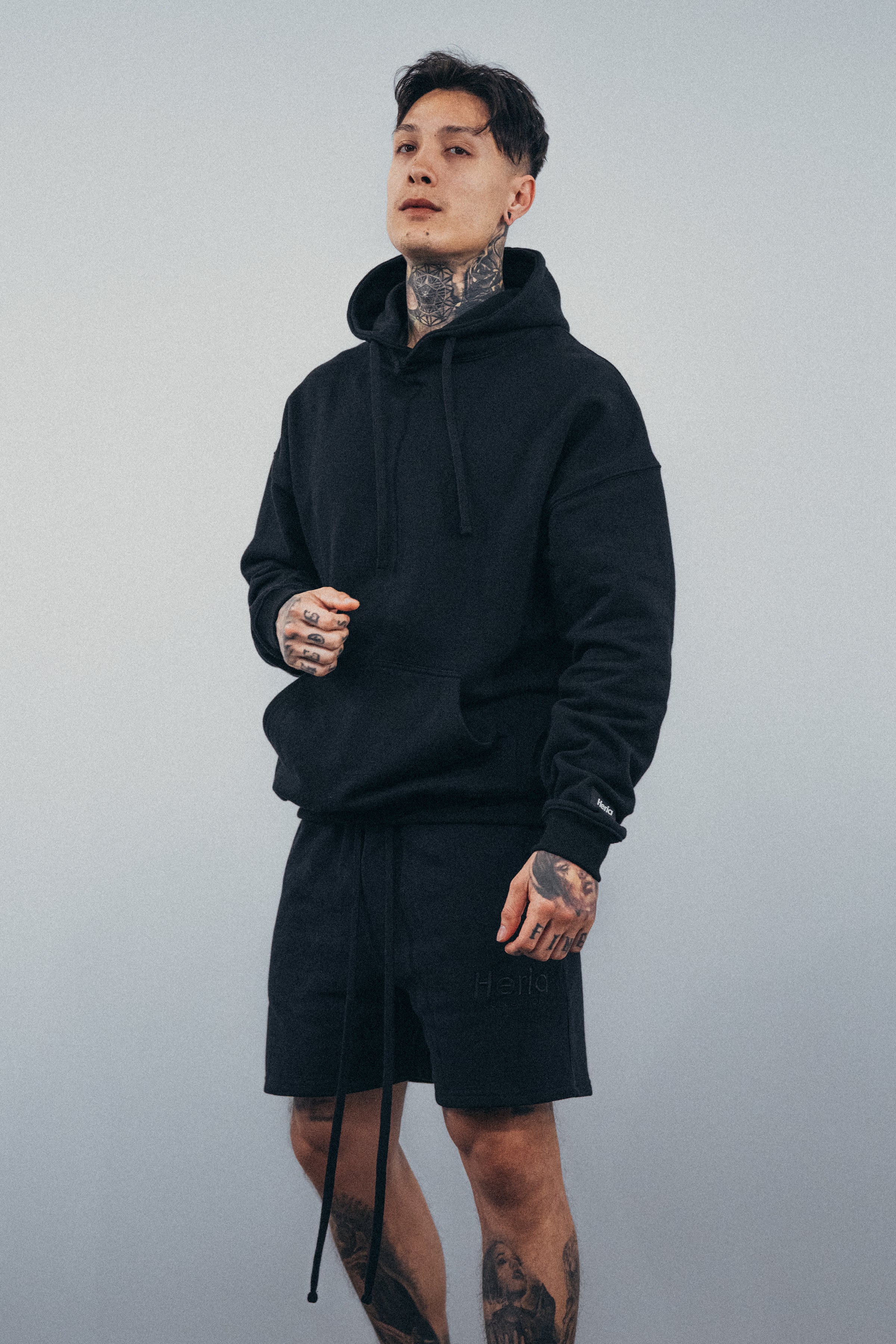 Heria Fleece Shorts - Black - Image 4