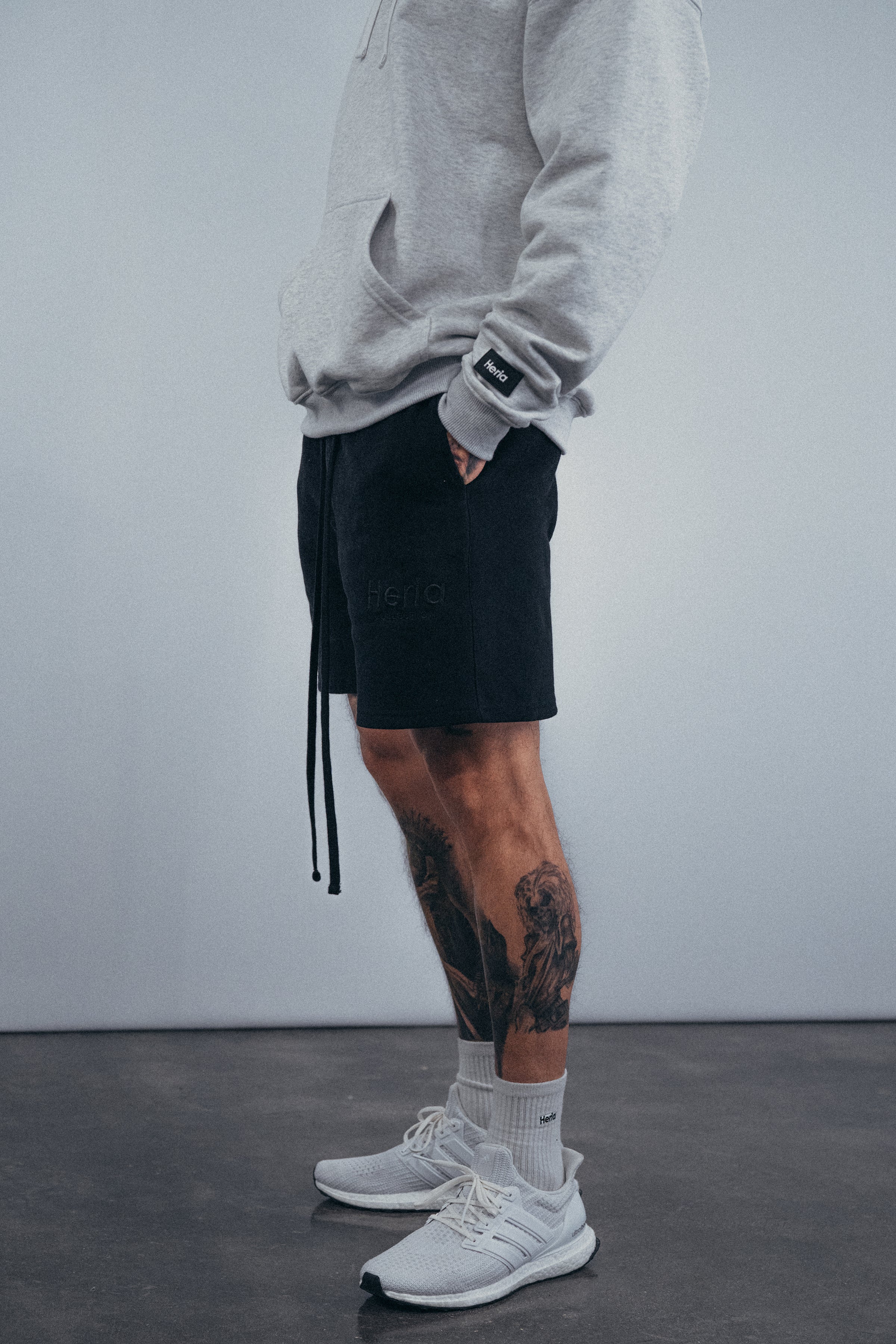 Heria Fleece Shorts - Black - Image 6