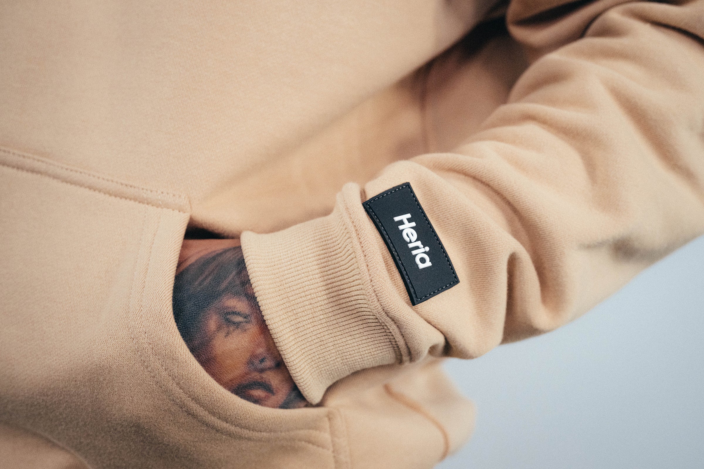 Heria Hoodie - Sand - Image 9