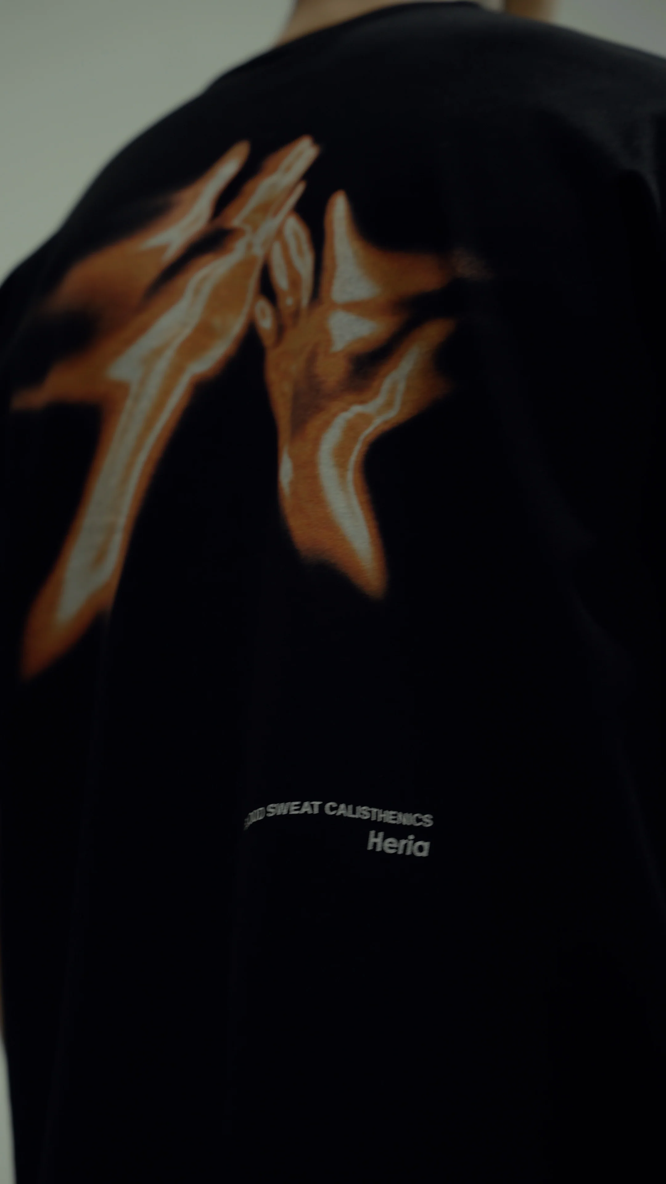 Heria Ripped Hands Tee - Image 3