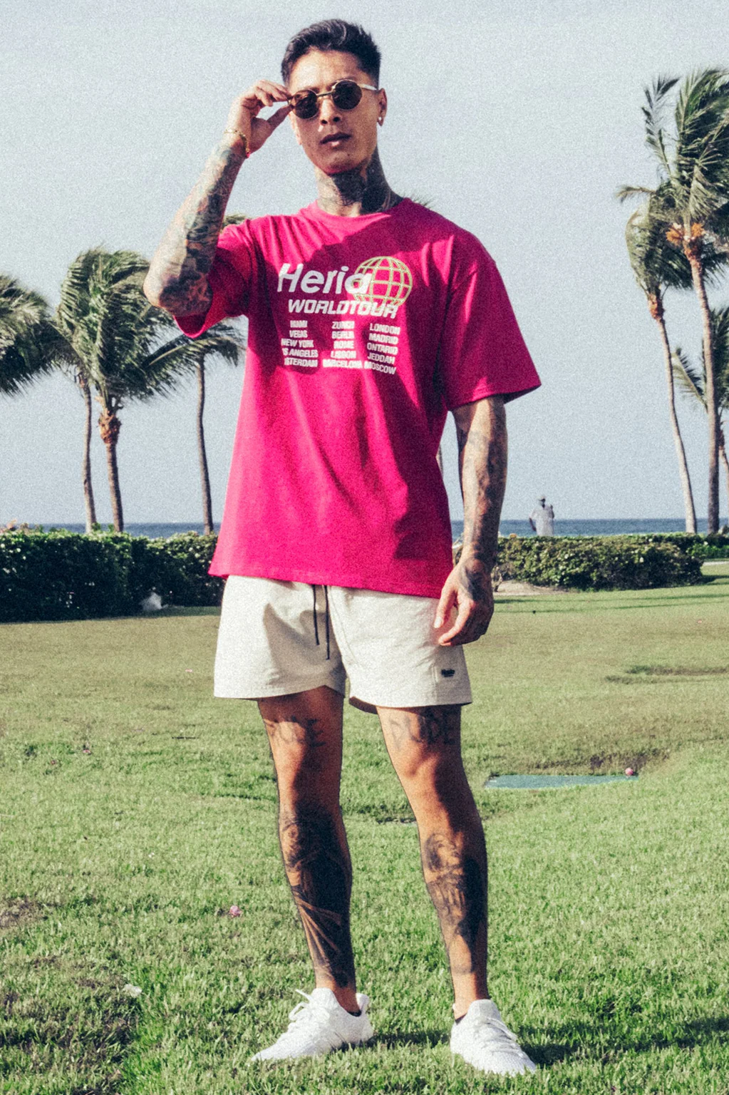 Heria World Tour T-Shirt - Hot Pink - Image 4